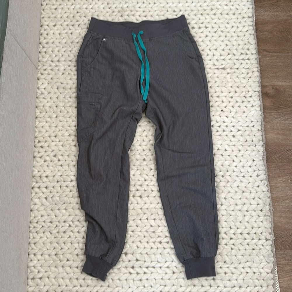 Figs scrub set technical collection